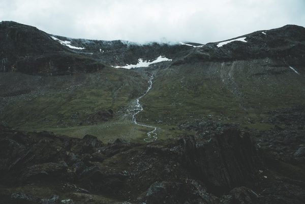 Mountain-Abisko-Kiruna-Sweden-Nature-river-snow