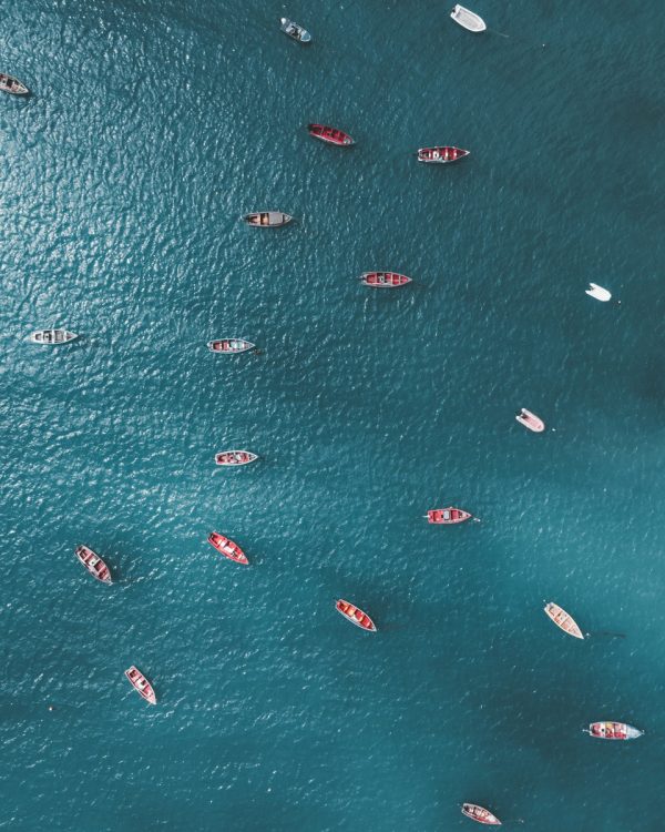 Topdown-fishingboats-grabdesign-jonathan-eriksson-drönare-drone-dji-water-boats